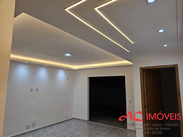 #867 - Sala para Venda em Itaipuaçu - RJ